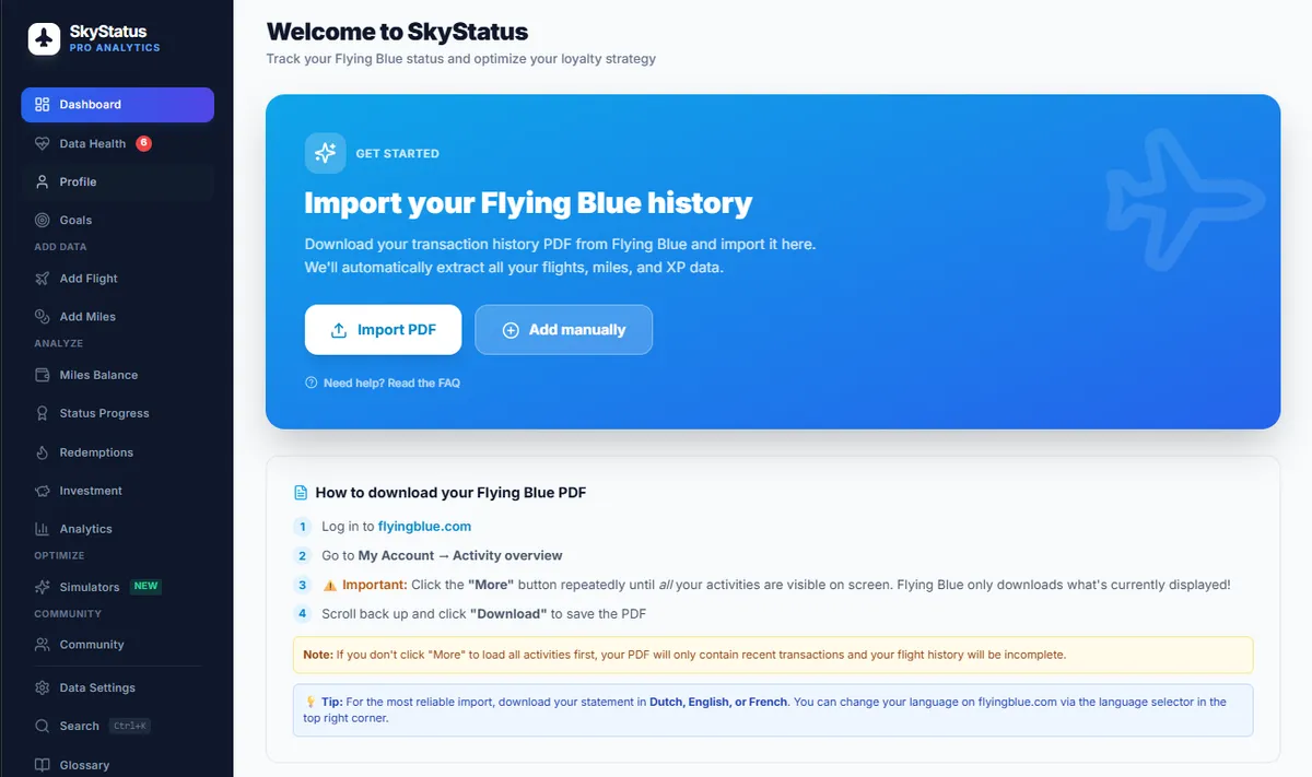 SkyStatus importscherm met Import your Flying Blue history en twee opties - Import PDF om je activiteitenoverzicht te uploaden, en Add manually om vluchten handmatig toe te voegen