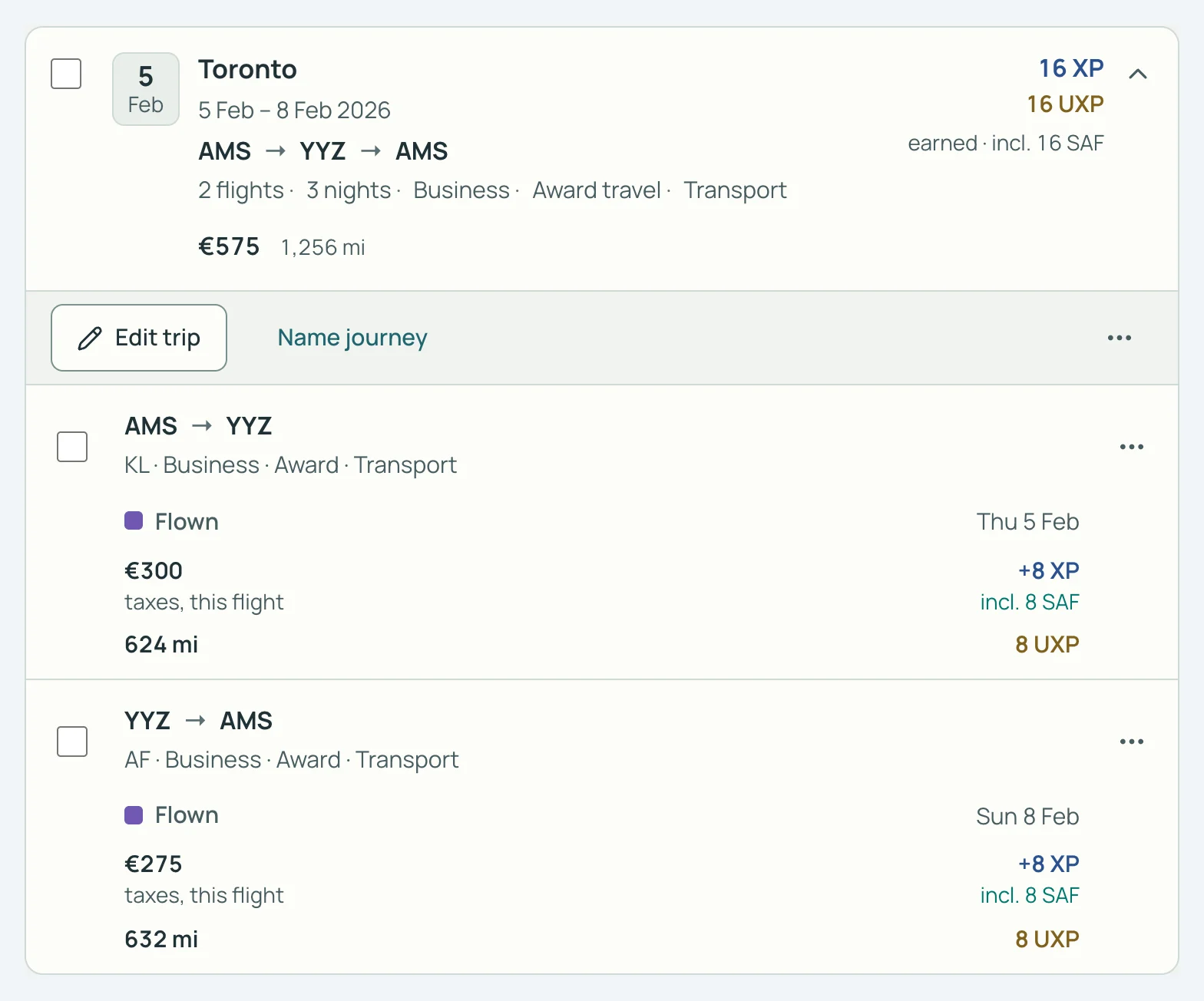 Vue Flights de SkyStatus, billet prime vers Toronto en Business&nbsp;: chaque vol +8 XP dont 8 SAF, voyage à 16 XP dont 16 SAF